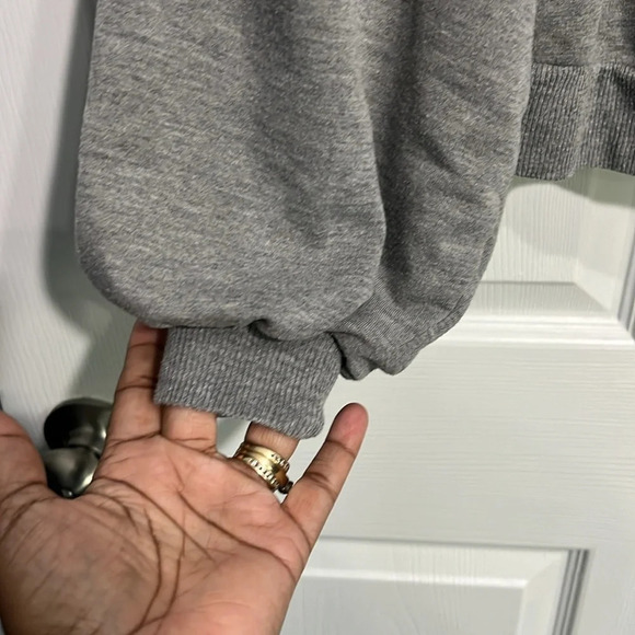 Wonderly women’s gray oversized sweatshirt size small - Picture 4 of 6